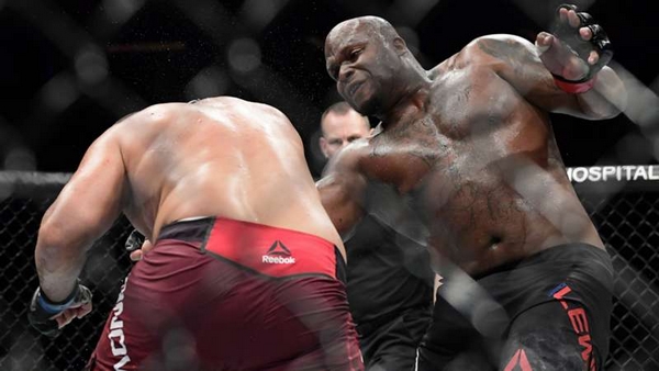 Derrick Lewis předpovídá, jak naloží s Predátorem Ngannouem, až se mu dostane do ruky