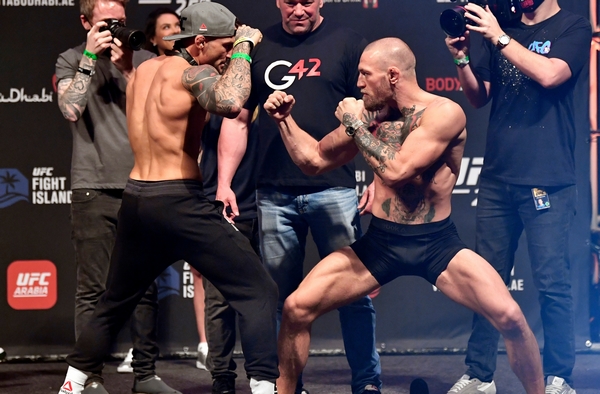 Conor McGregor Dustin Poirier 3