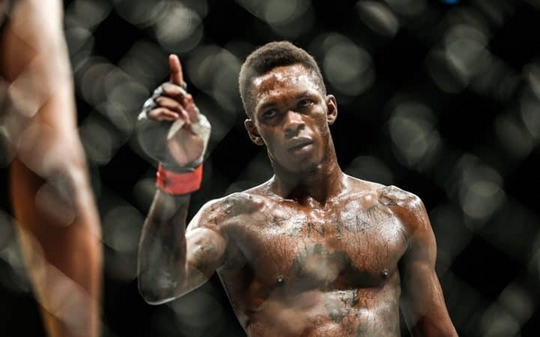 Israel Adesanya 2021