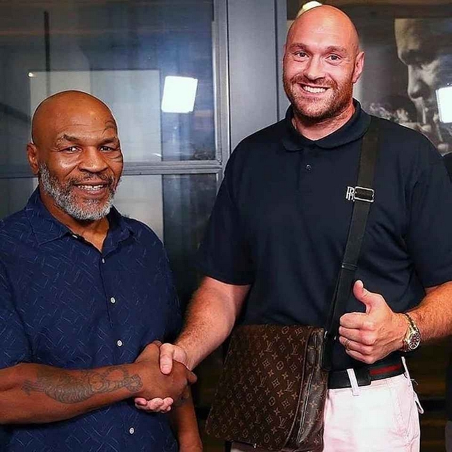 Mike Tyson a Tyson Fury meli mit zapas