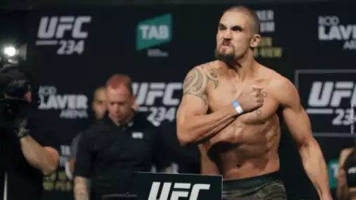 Pořádná štípaná! Robert Whittaker přijal další velkou výzvu