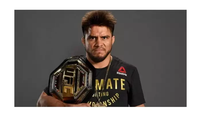Hej, buze*anti, jdu si pro vás! signalizuje Cejudo svůj návrat do UFC. A tohle má být první výzva