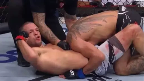 Vítězná rozlučka! Nate Diaz uškrtil Fergusona a opouští svět MMA. Chimaev bez zaváhání