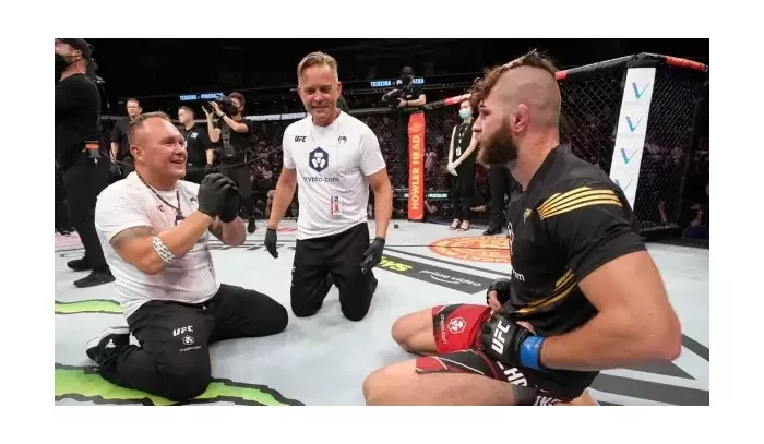 Trenér Karaivanov důkladně o Procházkovi a jeho zranění. Kdy očekává návrat?