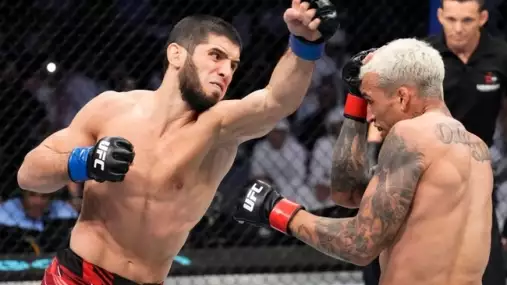 Charles Oliveira vysvětlil, proč s Makhachevem odmítl okamžitou odvetu