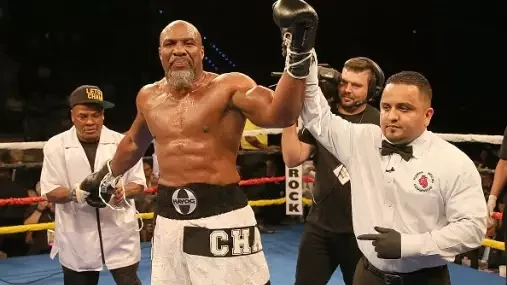 Let’s go champ! Shannon Briggs se domluvil na zápase s UFC legendou