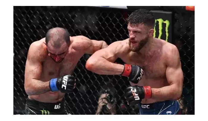 Calvin Kattar se vrátil ve velkém stylu, jeho výkon opěvují hvězdy UFC