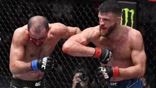 Calvin Kattar se vrátil ve velkém stylu, jeho výkon opěvují hvězdy UFC