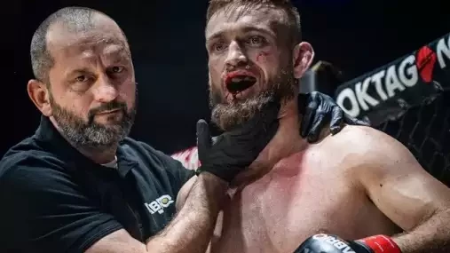 Zlomená čelist! Vlado Lengál trefil krásný loket a šokoval halu vítězstvím nad Ryšavým. Teď chce Keitu