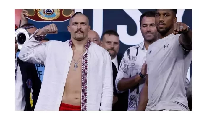 V prvním zápase jsem Usykovi nechtěl ublížit, řekl Joshua