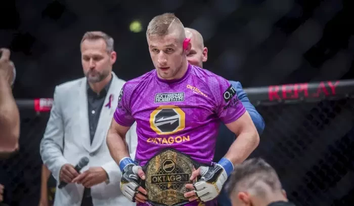Kníže? Toho ukončit je velmi těžké, je si vědom šampion Kozma. Jaký předvídá průběh odvety?
