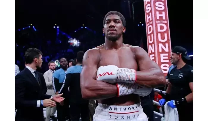 Anthony Joshua reaguje na zrušení duelu s Furym. Svůj management pověřil jasným úkolem