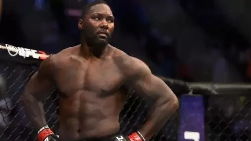 Můj výkon byl prostě otřesný! soptí Anthony Johnson po svém debutu v Bellatoru
