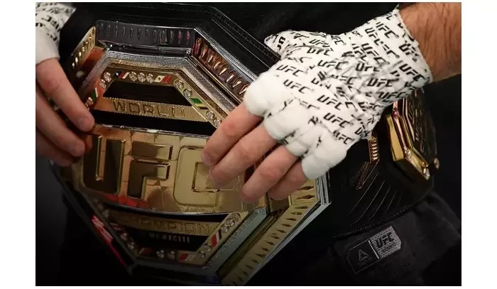 Ve velterové váze UFC se to pere, o titul se hlásí hned pět borců. Jak na to hledí Dana White?