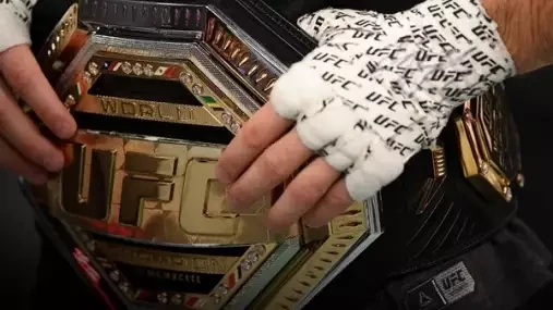Ve velterové váze UFC se to pere, o titul se hlásí hned pět borců. Jak na to hledí Dana White?