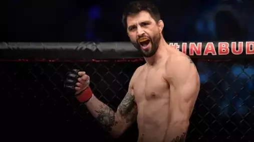 Bývalý dočasný šampion UFC Carlos Condit ukončil kariéru