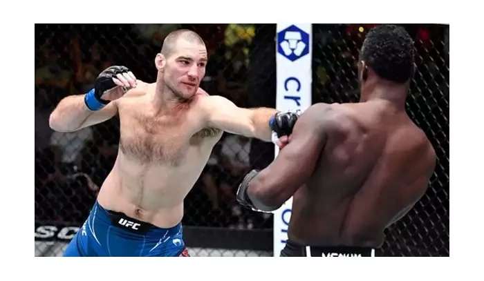 Hermansson? Chci mu zakrvácet ksicht a vzít si jeho duši, plánuje Strickland