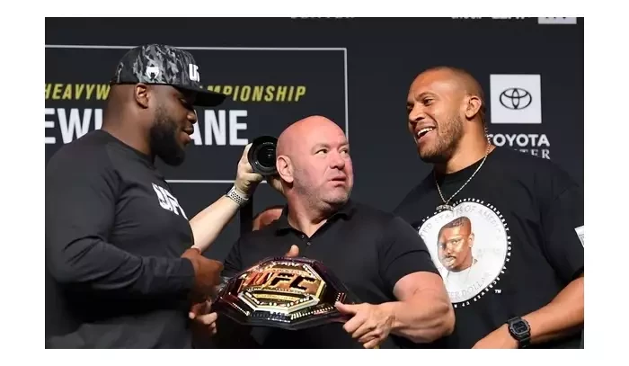 Cormier prozradil, kdo jako první může zastavit rozjetého Ganea. Ngannou to není