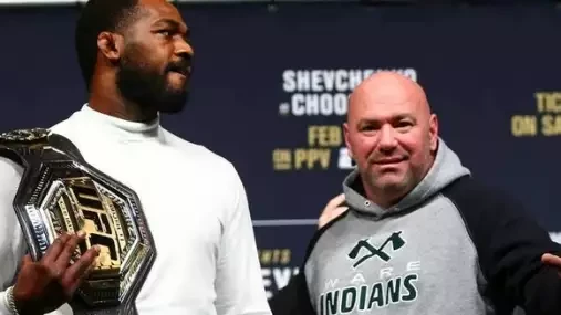 Dana White odhalil přesnou sumu, kterou si Jon Jones zažádal za fight s Predátorem