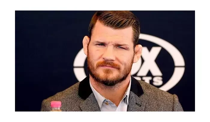 Tohle bude brzo nový šampion střední váhy! řekl Michael Bisping a ukázal prstem na svého krajana