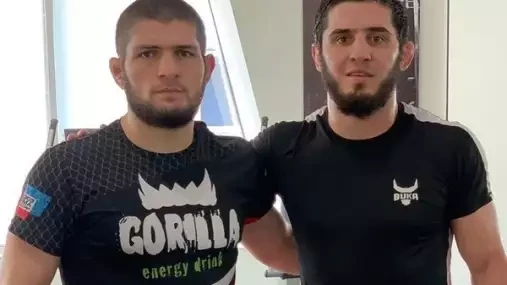 Makhachev se dočkal, brzy mu bude patřit hlavní zápas večera. Kdo má být protivníkem?
