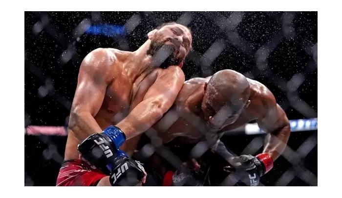 Válečná sekera zakopána. Usman byl lepší a vyhrál férově, přiznává Masvidal