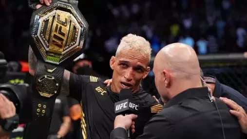 Šampion lehké váhy UFC predikuje, kdo bude jeho novým vyzyvatelem