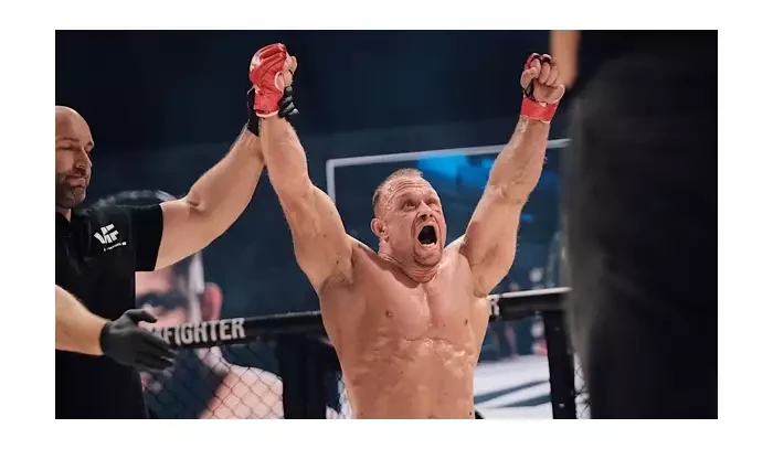 I AM FIGHTER 3: Grznár ve druhém kole umlátil Oláha, prohráli Lü Kai i Jindrová