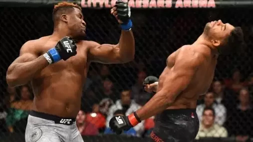 Kdyby Ngannou přešel k boxu, vysekal by tam všechny velikány, nepochybuje Usman