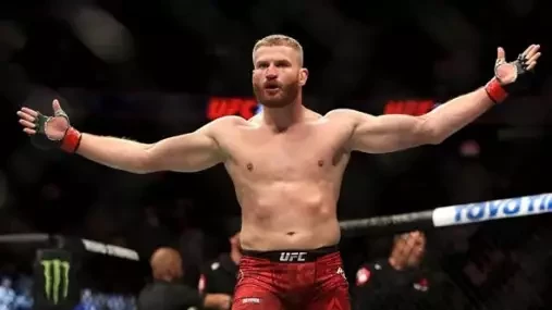 Jan Blachowicz předvídá, jak dopadne jeho titulová bitva proti Gloveru Teixeirovi