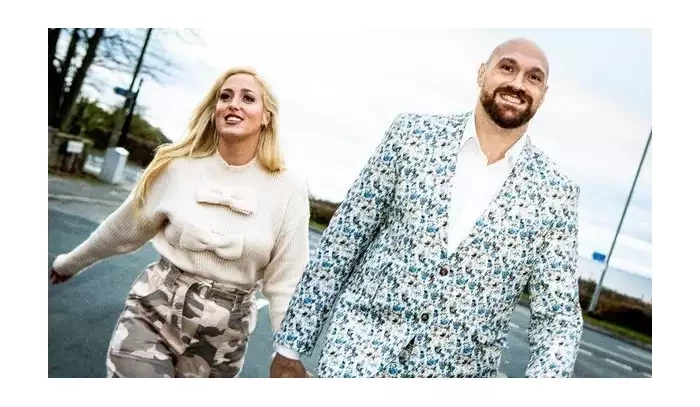 Jméno příštího Furyho soupeře se začíná rýsovat. Šampion si ho může vybrat sám!