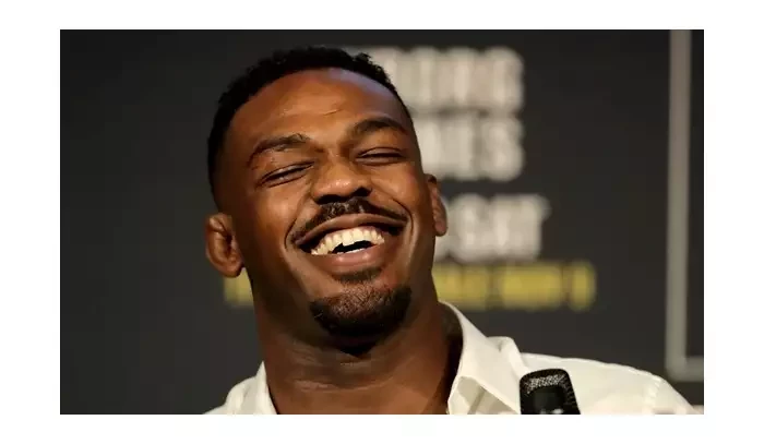 KO síla znamená ho*no! naštval se Jones na fanoušky, kteří si myslí, že by ho Ngannou porazil