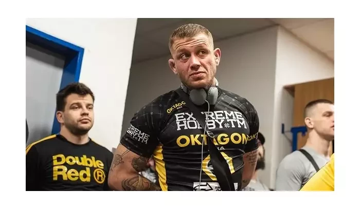Mikulášek má potvrzený další zápas! Koho vynese v nových zubech?