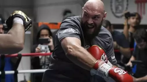 Je to oficiální! Tyson Fury si pro fanoušky připravil velkou novinu