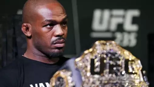 Cormier překvapil: Jones si vydělává stejné peníze jako Khabib, víc si nezaslouží!