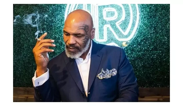 YouTubeři v ringu? Je to dobře, tvrdí Mike Tyson. Box prý už skomíral, teď může být zase na vzestupu