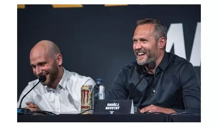 Co se to s bojovými sporty děje? Chce se mi brečet, když vidím, kolik prostoru Jon Mariánek dostává, má jasno fanoušek Honza