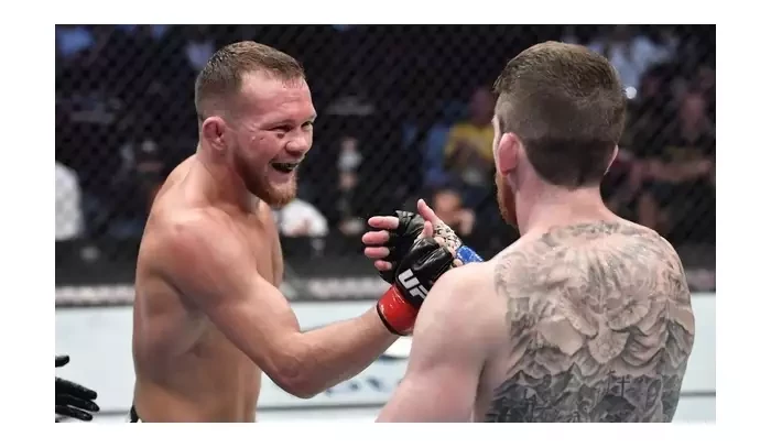 Cory Sandhagen reaguje na svou válku s Petrem Yanem, snu o titulu se rozhodně nevzdává