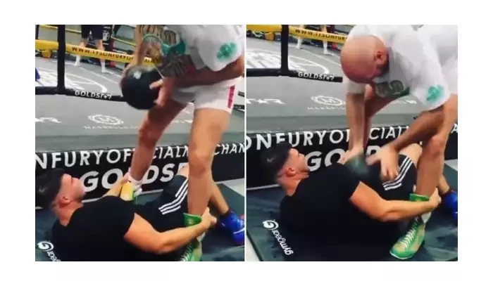 Tommy Fury nemá zlomená žebra, prostě se jen vymluvil, prozradil bývalý soupeř Taylor