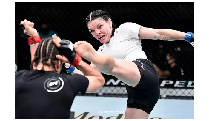 Lauren Murphy prozradila, jak se dá porazit neomylná Valentina Shevchenko