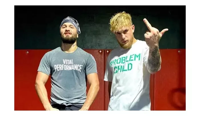 YouTuber Jake Paul zaslal brutální výhrůžku Askrenově rodině. Varuje před spoustou krve