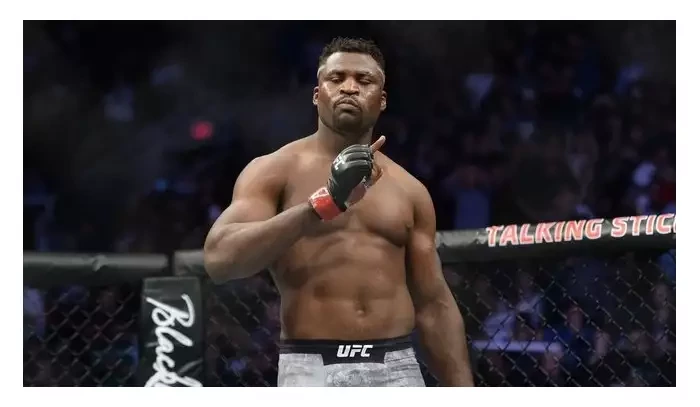 Ngannou: Má budoucnost? Poslední fight v UFC, ale zdá se, že můj soupeř raději bojuje na Twitteru