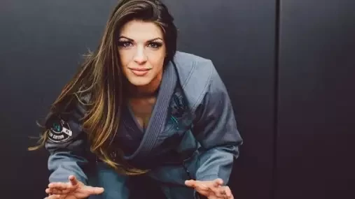 Jsem připravená si dojít pro titul, hlásí kráska Mckenzie Dern. Dá jí Namajunas šanci?