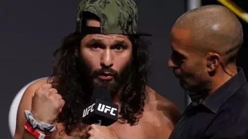 Je to více než evidentní, Edwards je ze mě pos*aný, má jasno Masvidal