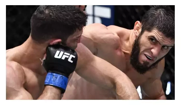 Celá lehká váha by se měla stydět, všichni odmítli fight s Makhachevem, vyčetl Bobby Green