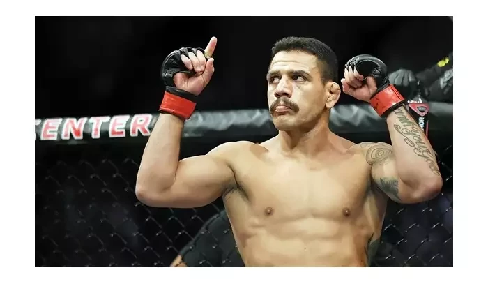 Rafael dos Anjos poukazuje, jaký je zásadní rozdíl mezi Khabibem a Makhachevem