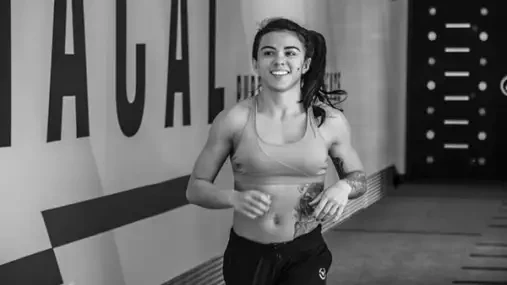 Cítila jsem se, jako kdyby mi někdo bodal nožem do hlavy, vysvětlila UFC bojovnice Gadelha konec své kariéry