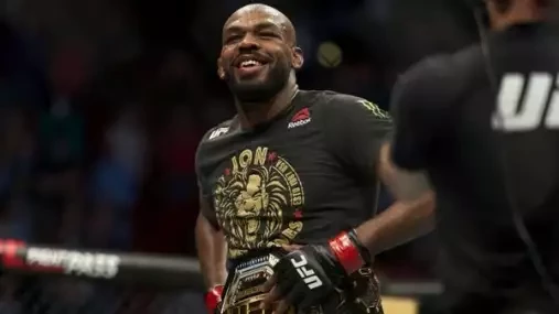 Jonesův příští soupeř? Jméno vás překvapí, láká Dana White