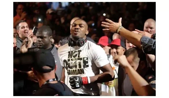 Jon Jones vysvětluje, proč si za zápas s Francisem Ngannouem zaslouží rekordní výplatu
