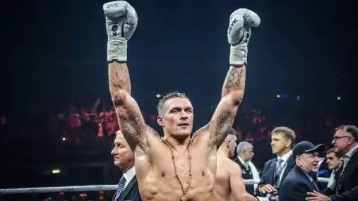 Fury není žádný král a rozhodně není neporazitelný, míní Usyk. Jaké má nyní plány?